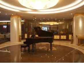 XinShun Hotel - Image 3