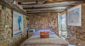 Llimiana Home Base - Image 2