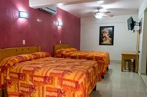 Hotel Del Centro - Image 3
