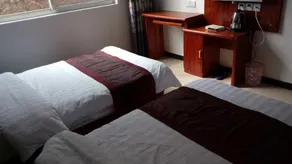 SANQING MOUNTAIN TAOYUAN HOSTEL - Image 4