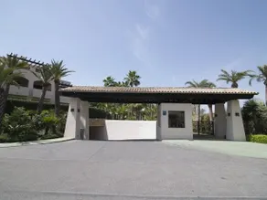 Paradise at Medina de Banus - Image 2