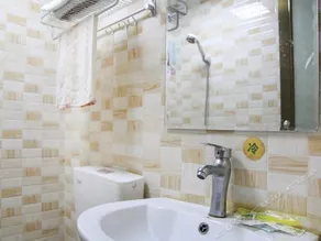 Yijing Fashion Hotel - Image 3