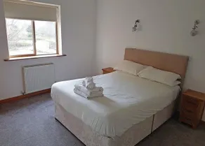Penvale Lakes Lodges - Image 4
