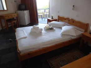 Omiros Hotel - Image 2