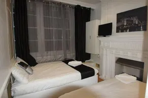 Covent Garden Townhouse - Image 4