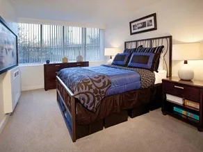 Broadstone Van Dorn - Image 2