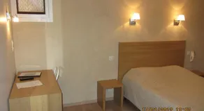 Hôtel Paradis - Image 2