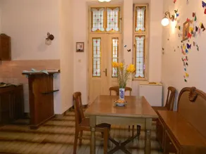 Gold Lion Hostel - Image 4