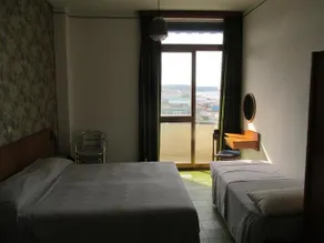 Hotel Plaza - Image 5