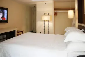 Dong Rong Guest International Hotel - Image 3