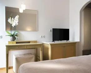 Mistral Hotel - Image 5