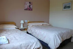 Kemar House - Image 2