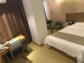 GreenTree Inn Shijiazhuang Xinji City Shifu Street Express Hotel - Image 5