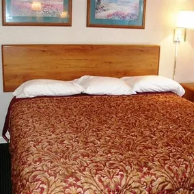Scottish Inns Troy - Image 3