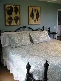 Old Silver Waterview Home - Image 3
