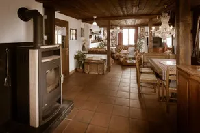 Hotel Bellevue Grachen - Image 5