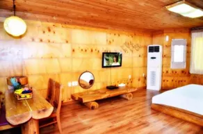 Jeju Mokhwahyuyang Pension - Image 3