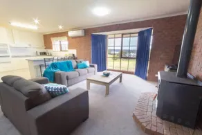 Lakeview - Image 3