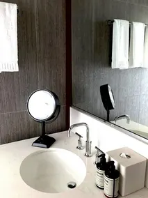 Continuum Hotel - Image 5