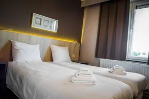 Hotel Les 100 Ciels - Image 4