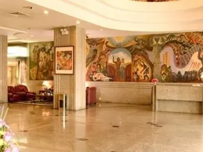 Golden Dragon Hotel - Image 3