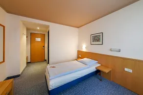 NOVUM Hotel am Seegraben - Image 3