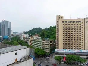 Laiwang Fashion Hotel (Wuzhou Wangcheng square) - Image 2