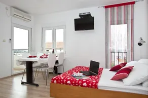 Villa Yvonne - Image 4
