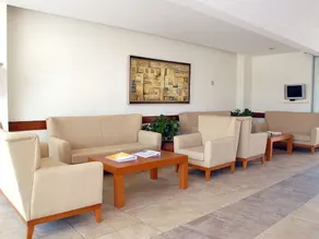 Costa Queen Suites ( Ex. Queen Resort ) - Image 4