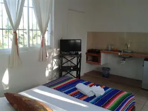 Las Tres Palmas Hotel - Image 4