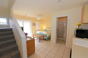 Waimanalo Beach Cottages - Image 3