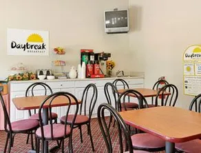 Sunshine Inn - Image 3