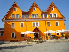 Hotel Vyzlovka - Image 2