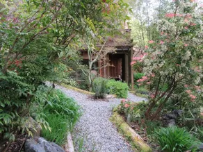 Holly Farm Vacation Suite - Image 2
