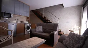 Apartamentos La Rocanda - Image 5