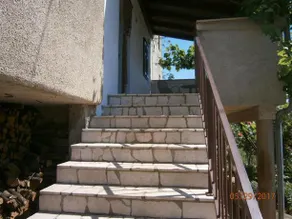 Holiday Home Loznati - Image 2