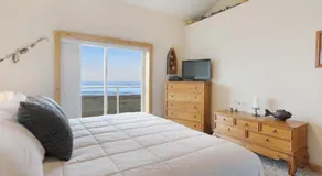 Sunset Beach House - Image 4