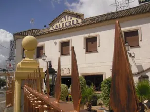 Hotel Restaurante Calderon - Image 2