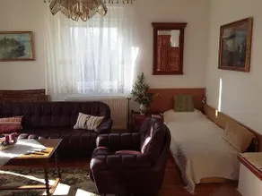GESZTENYÉS Vendégház - Image 3