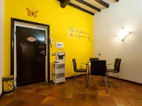 Yellow Butterfly House Holiday - Image 3