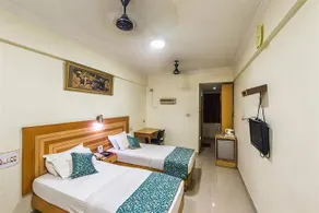 Hotel VIjay Shree Deluxe - Image 2