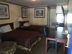 Deluxe Inn - Image 4