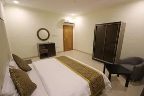 Al Makarunah -Lamasat Palace Suites - Image 4