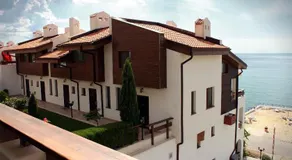 White Coast Beach Apartments - Image 4