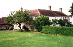 Melon Cottage Vineyard - Image 3