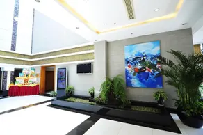 Airport Hotel - Image 2