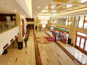Longhua Garden Hotel - Image 4