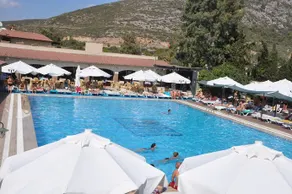 PIGALE FAMILY CLUB - Image 5