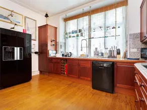 Veeve  4 Bed Kensington House On Kensington Church Street - Image 4