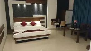 Pluspoint Suites By OYO Rooms - Image 3
